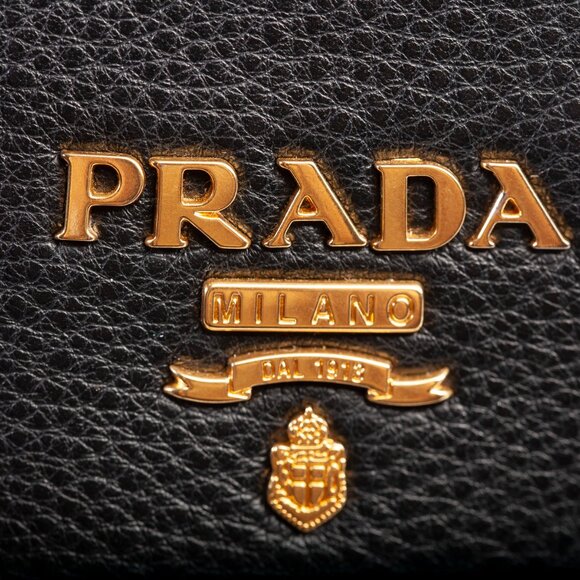 Authentic Prada Black Vitello Phenix Shoulder Tote Bag - Picture 5 of 8